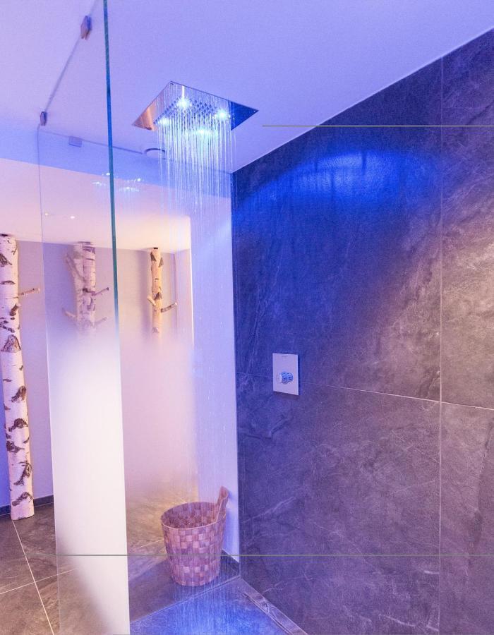 Hotel Corona Pinzolo Eksteriør billede