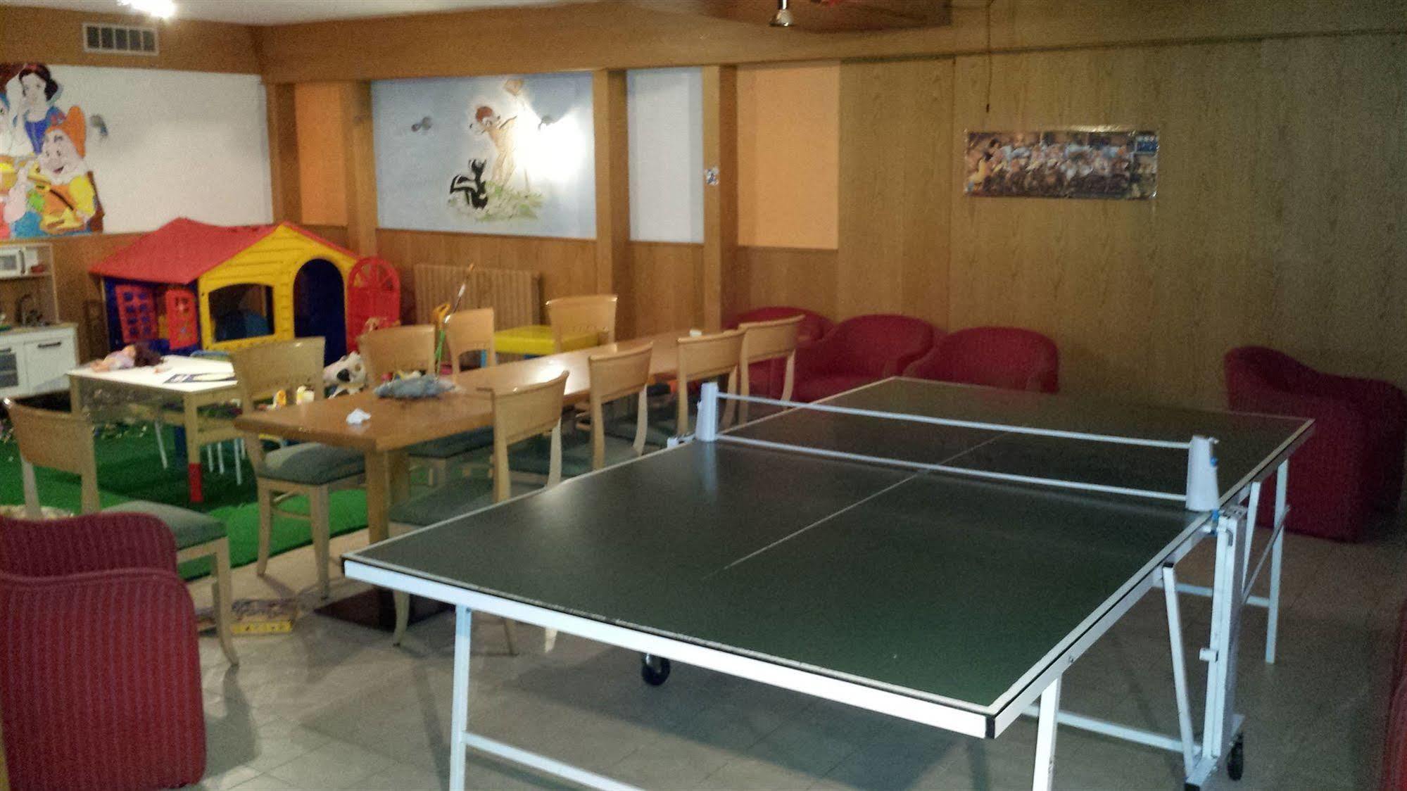 Hotel Corona Pinzolo Eksteriør billede