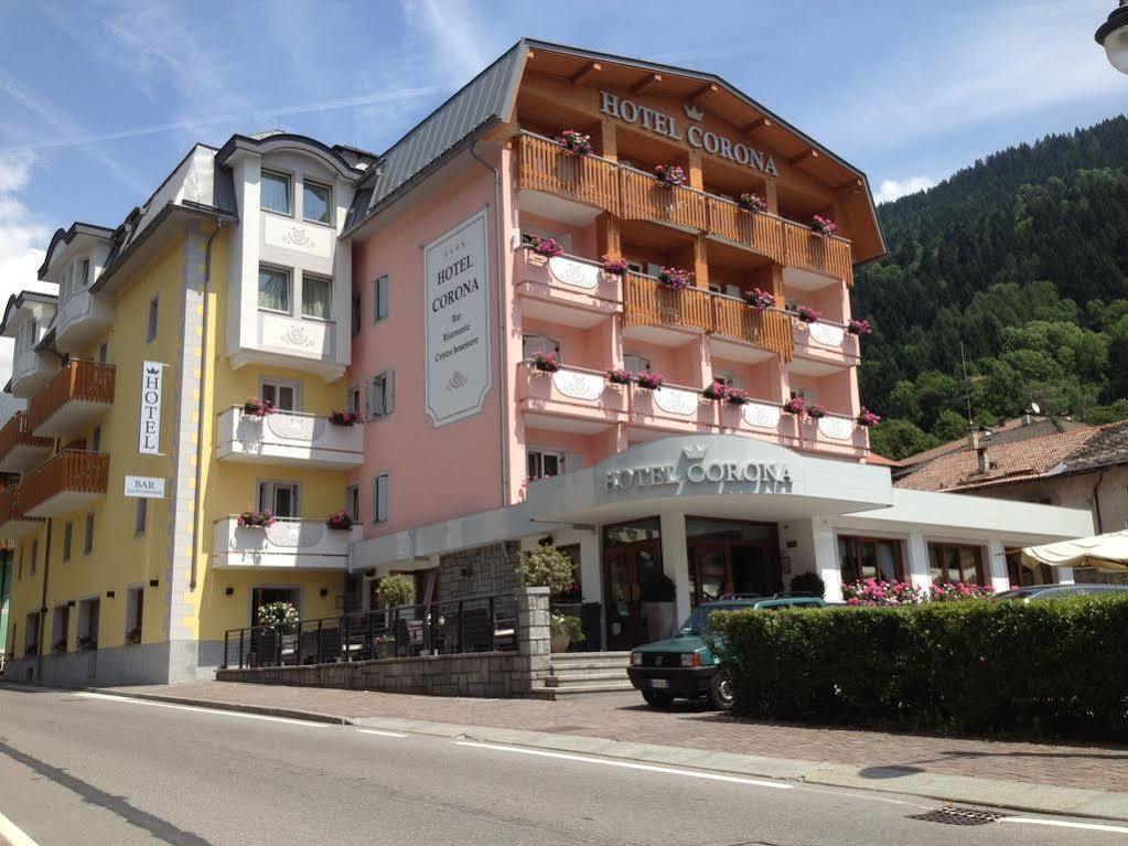 Hotel Corona Pinzolo Eksteriør billede